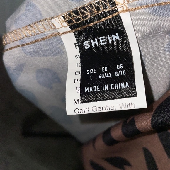 Dress - Picture 5 of 5